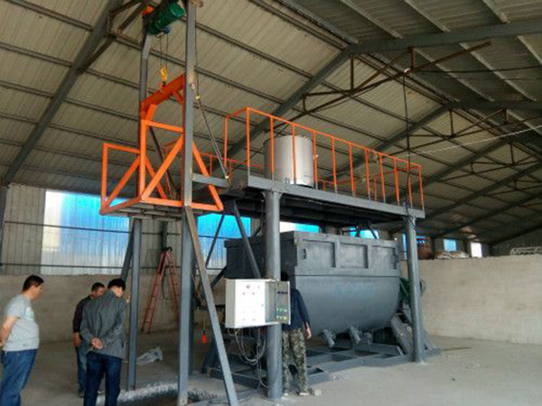 2 真石漆设备.jpg